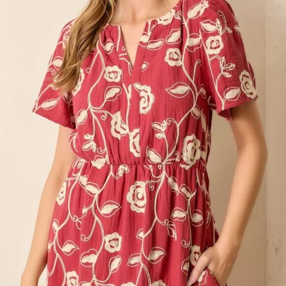 Women's Berry Floral Embroidered Midi Dress Polagram Size Small NWT - Picture 2 of 4